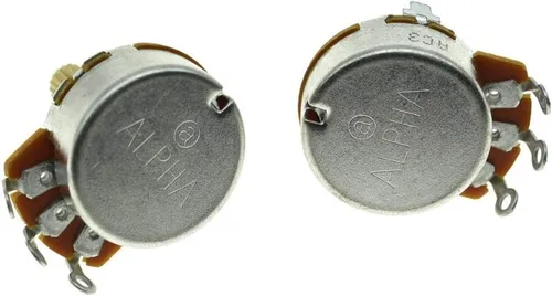 Vista 3 de Paquete de 2 botes de bajo para guitarra alfa de tamaño completo.