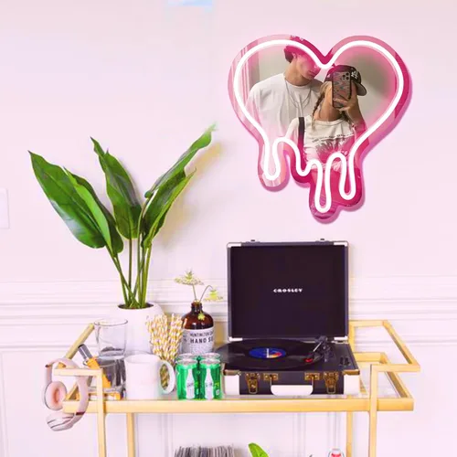 Vista 9 de DECANIT - Espejo de neón de corazón fundido rosa, decoración de pared LED alimentada por USB 12 x 12 in pink LED heart mirror decor, USB powered