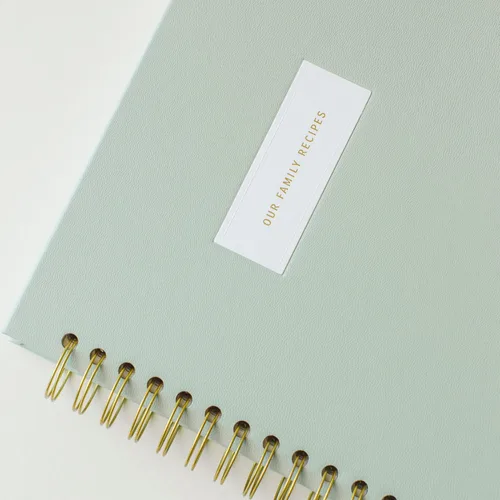 Vista 3 de Promptly Journals, Nuestras Recetas Familiares: Un Recuerdo de Comidas y Recuerdos (Aloe, Verde, Lino) Diario de recetas Diario de cocina
