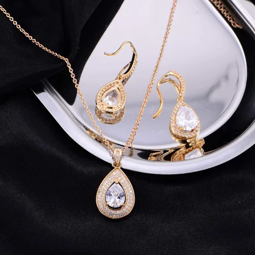 Vista 4 de Juego de joyas de cristal para boda nupcial con colgante de lágrima, collar y aretes colgantes para novia, damas de honor, madre de novia, fiesta