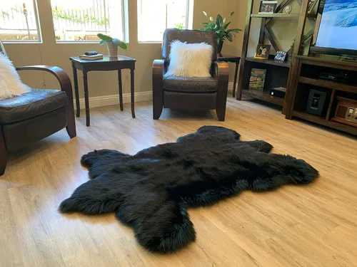 Vista 2 de LAMBZY Alfombra de oso de oveja sintética, súper suave, hipoalergénica, sedosa, para sala de estar, habitación de los niños, sofá (6 x 9 pies, negro)