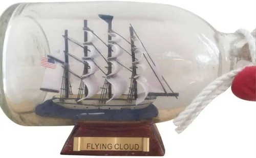 Vista 2 de Hampton Nautical Flying Cloud Ship en botella de vidrio, 5 pulgadas, color marrón