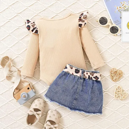 Vista 7 de CETEPY Ropa de bebé niña recién nacida manga larga con volantes mameluco pantalones cortos pantalones de leporad diadema trajes para bebés