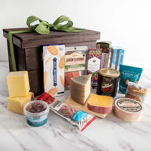 Vista 2 de igourmet El cofre de regalo de lujo gourmet definitivo: 7.5 libras de delicia