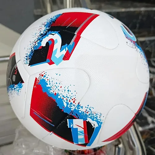 Vista 6 de Euro Cup Soccer Ball Tamaño 5 – 2016 Francia Final Match Football Réplica Regalo icónico de recuerdos para amantes y coleccionistas del fútbol