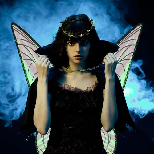 Vista 2 de U-Goforst Alas de hadas de mariposa para adultos disfraz de alas de ángel brillantes para mujeres y niñas accesorio de cosplay con corona de flores