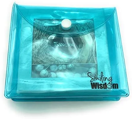 Vista 7 de Smiling Wisdom - Tarjeta de agradecimiento para profesor y pulsera de piedra elástica de búho - Mujer