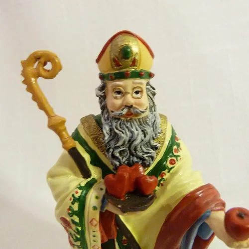 Vista 2 de The International Santa Claus Collection St. Nicholas Poland