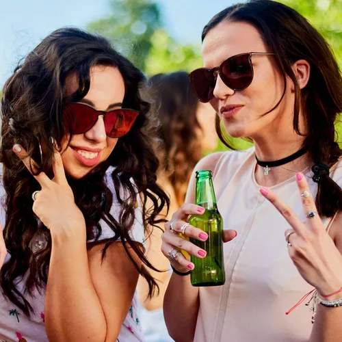 Vista 7 de Dollger Gafas de sol de moda de gran tamaño para mujer, 100% protección UV para conducir, montar, playa y viajes