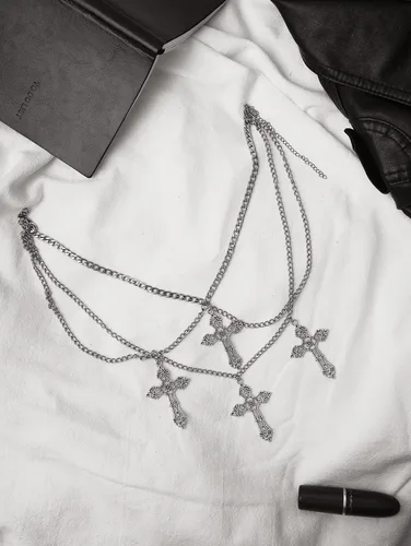 Vista 7 de Sacina Gargantilla de cruz gótica, gótico punk emo grunge Y2k, joyería gótica, regalo de joyería de Navidad de Halloween para mujer, Zinc, No es una