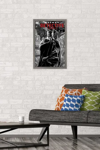 Vista 2 de Trends International DC Comics Batman - Póster de Batman Detective Comics #821 Versión enmarcada Barnwood