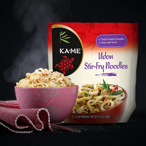 Vista 3 de KA-ME Udon (fideos gruesos japoneses) – Auténtica fibra japonesa – Fideos versátiles a base de trigo para salteados, ensaladas, sopas y más