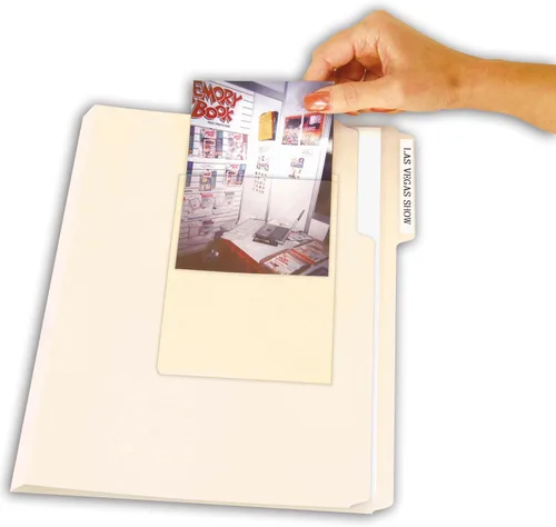 Vista 2 de C-Line Soportes para fotos autoadhesivos, capacidad para fotos de 3.5 x 5 y 4 x 6 pulgadas, transparente, 10 por paquete (70346)