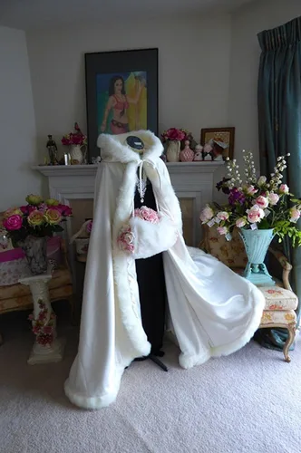 Vista 5 de EllieHouse PF12 - Capa de boda con capucha para mujer