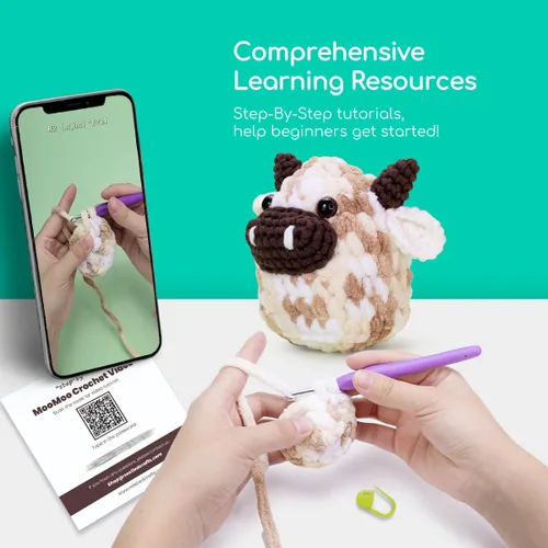 Vista 4 de NestledCrafts Kit de Ganchillo para Principiantes, Kit de Inicio de Amigurumi de Animales con Tutorial de Video Paso a Paso, Juego de Tejido Fácil