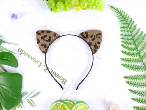 Vista 2 de Bonnie Z. Leonardo Jaguar Ears - Diadema con orejas de gato, color marrón