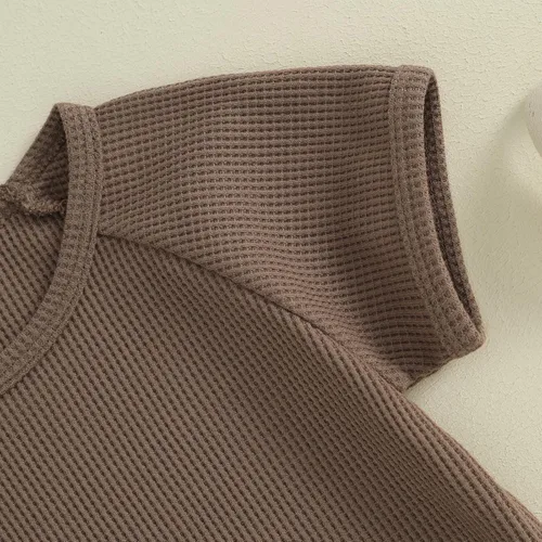 Vista 5 de Omkzanbi Conjunto de ropa de verano para bebé niño, camiseta de manga corta, pantalones cortos de punto gofre, 2 piezas, pantalones cortos