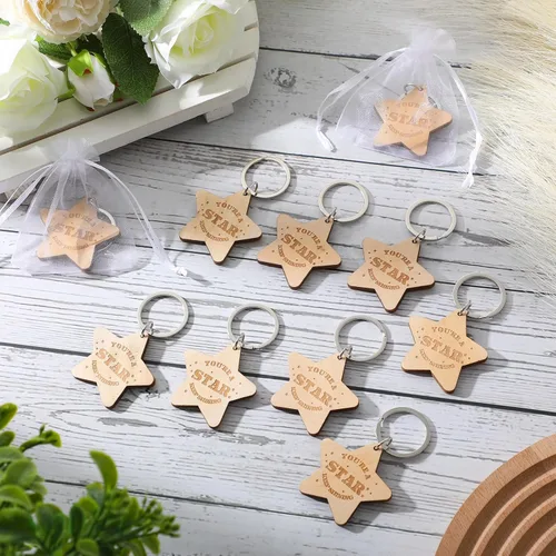 Vista 4 de Roowest 50 juegos de llaveros de estrella a granel incluyen llavero de estrella y bolsa de organza, regalos de agradecimiento para San Valentín