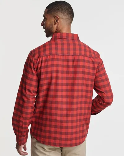 Vista 3 de Real Essentials Paquete de 3 Camisa de manga larga con botones de popelina y bolsillo para hombre (disponible en tallas grandes y altas)