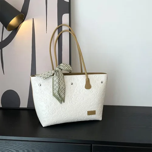 Vista 3 de Waiyqju Bolso de mano de cuero sintético impreso de la PU de la moda para las mujeres Streamer Casual bolsa de trabajo popular bolsa de playa