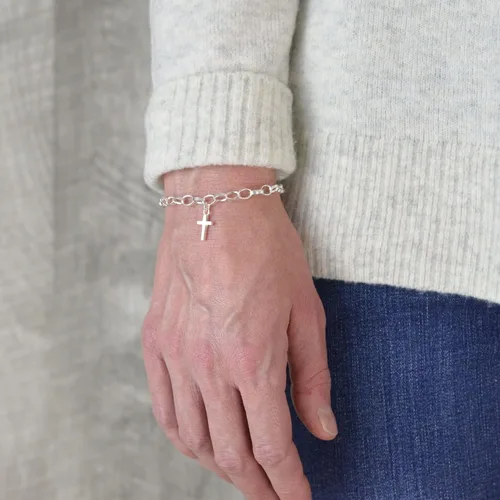Vista 3 de Cross Charm Bracelet in Sterling Silver