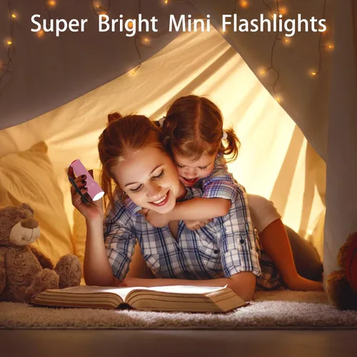 Vista 2 de Paquete de 3 mini linternas LED a granel, pequeñas linternas multicolor con cordón, 9 pilas AAA incluidas, para suministros de huracán, regalos de 3