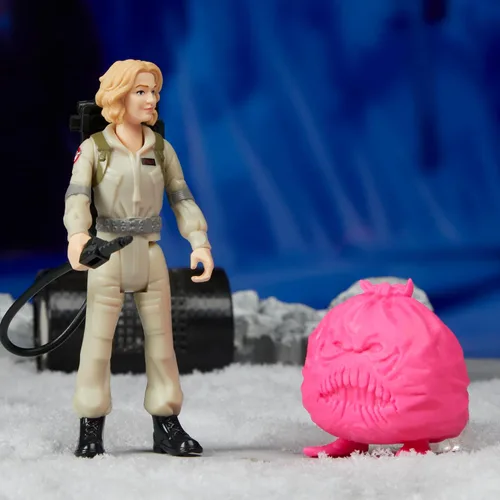 Vista 4 de Ghostbusters Fright Features Callie Spengler figura de acción con accesorio de juguete fantasma Ecto-Stretch Tech Possessor, juguetes