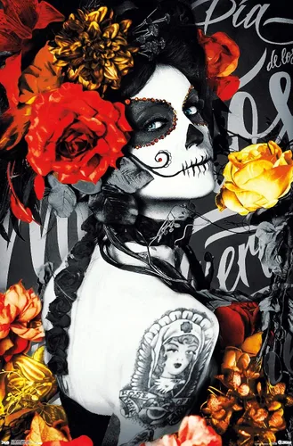 Vista 12 de Trends International Día De Los Muertos - Póster de pared de tatuaje, 22.375 x 34 pulgadas, versión enmarcada en negro Versión con marco negro
