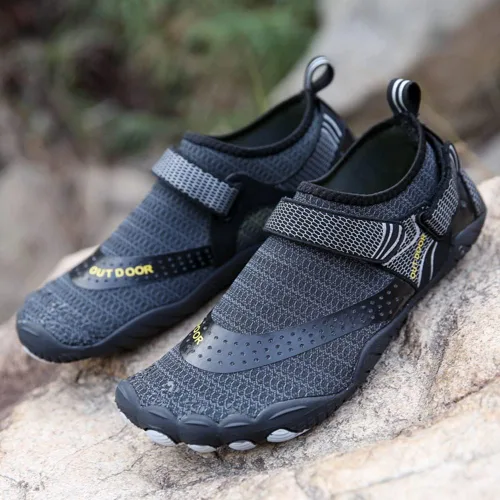 Vista 4 de YING LAN Zapatos de agua para hombres y mujeres, de secado rápido, antideslizantes, para la playa, natación, deportes acuáticos, buceo, vela, kayak