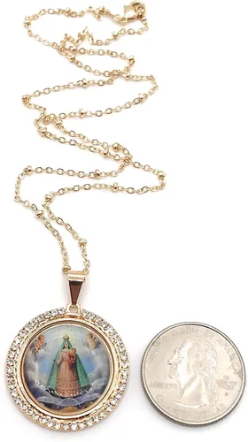 Vista 3 de LESLIE BOULES Collar con colgante de Virgen Caridad del Cobre cadena chapada en oro de 18 quilates joyería religiosa Latón No es una piedra preciosa