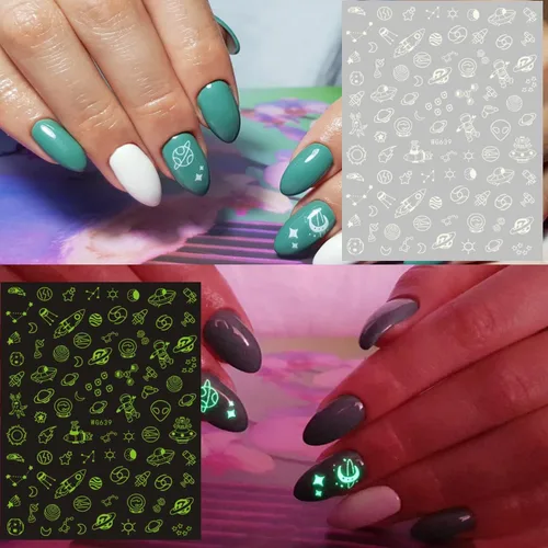 Vista 6 de Calcomanías de arte de uñas alienígenas: 3D Astronauta Space Alien UFO Rocket Tierra Luna Estrella Calcomanías de transferencia de uñas - Diseños