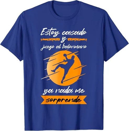 Vista 11 de Mens Handball I'm Married And Handball Game T-Shirt