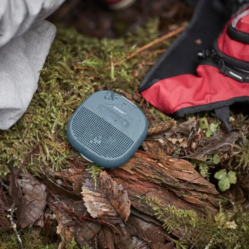 Vista 6 de Bocina SoundLink Micro de Bose con Bluetooth: Bocina pequeña portátil impermeable con micrófono, Azul Piedra