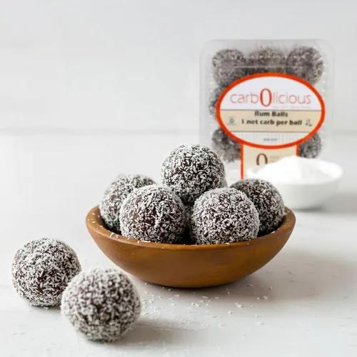 Vista 4 de Bolas de ron de chocolate Carbolicious sin azúcar, bajas en carbohidratos, aptas para dieta cetogénica, 1 carbohidrato neto por bola (9 piezas)