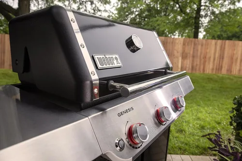 Vista 2 de Weber Genesis E-315 - Parrilla de gas propano líquido para cocina al aire libre, 3 quemadores, color negro