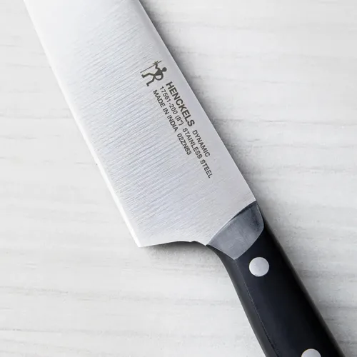 Vista 3 de Henckels - Cuchillo dinámico para chef, de 8 pulgadas, color negro y en acero inoxidable.