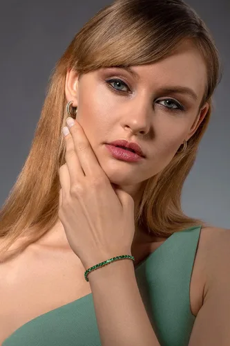 Vista 4 de ZAVANA Pulseras ajustables para mujeres y adolescentes, delicadas pulseras de tenis deslizantes para mujeres con circonitas cúbicas transparentes
