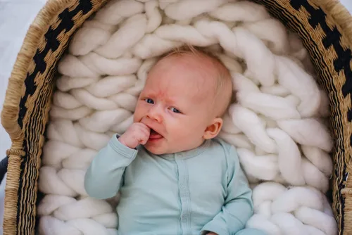 Vista 39 de KYTE BABY Mameluco suave unisex con cierre a presión, 97% rayón hecho de bambú, 3% elastano