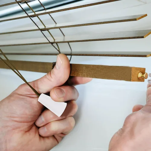 Vista 8 de SEWACC Perillas de cordón para ciegas, 15 piezas de cordón de plástico blanco con borlas, pomos para persianas romanas o persianas, cortinas