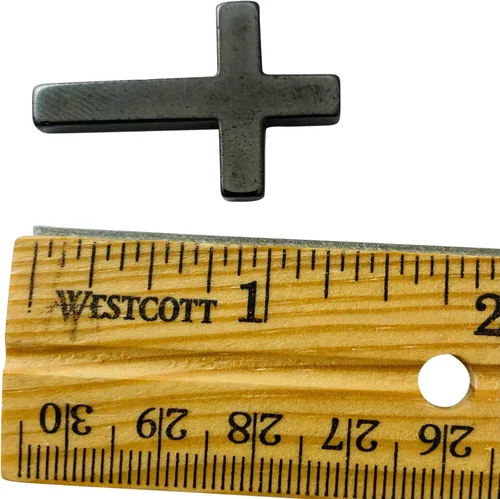 Vista 2 de Westmon Works Dije de cruz de bolsillo de hematita con juego de regalo de tarjeta sagrada