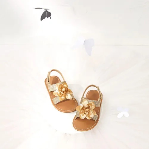 Vista 3 de Felix & Flora Sandalias para niña pequeña - Zapatos de vestir para niña de flores, puntera abierta, zapatos planos de verano para niños pequeños