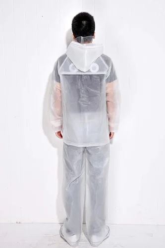 Vista 7 de Freesmily Chubasquero reutilizable transparente para mujeres y hombres, impermeable, traje de lluvia, conjunto de pantalones con capucha