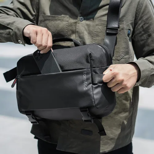 Vista 6 de H02 EDC Sling Bag Negro 14 - pulgadas