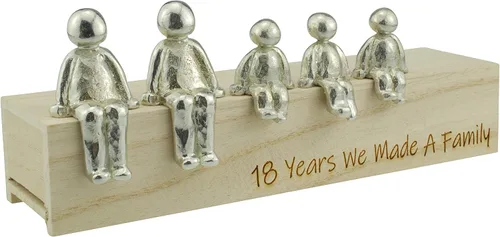 Vista 5 de Pirantin Idea del 18 aniversario – 18 años hicimos un adorno de metal familiar – Elige tu combinación familiar (1 niño)