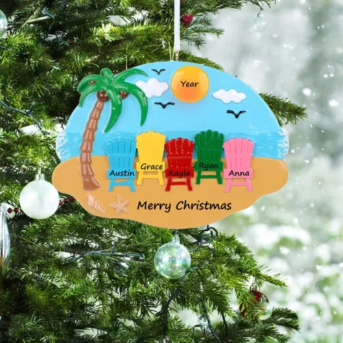 Vista 2 de Adorno de Navidad familiar 2024 – Adorno personalizado para vacaciones de playa para familia de 5 – Adorno de vacaciones de sillas en la playa