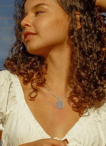Vista 5 de CELESTIA Collar con colgante de flor de la vida de plata de ley y oro rosa cadena de 18 pulgadas