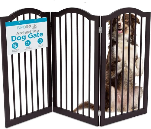 Vista 14 de INTERNET'S BEST Puerta para perros con parte superior arqueada, 3 paneles, barrera de madera para mascotas de 24 pulgadas de alto para perros