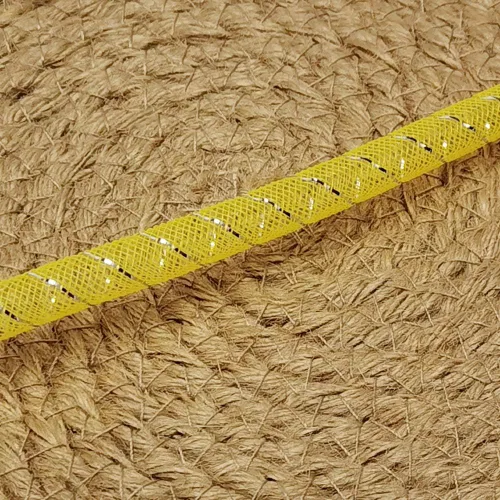 Vista 3 de Chenkou Craft Tubo de malla sólida amarillo brillante de 12 yardas Deco Flex para coronas y manualidades (amarillo brillante, 3/8 pulgadas)