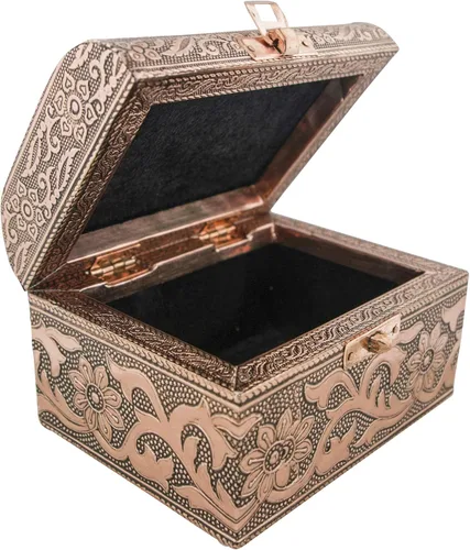 Vista 3 de VGI Elegante joyero con revestimiento de metal martillado e interior de tela suave (Solaris, acabado de cobre)