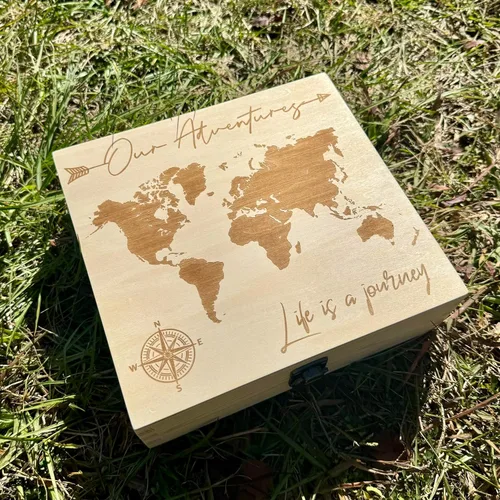 Vista 3 de Our Adventures Box, 8.5 x 8 x 2.5 pulgadas, caja de madera, caja de recuerdo, caja de memoria, caja de regalo, regalo de 5 aniversario, ideas
